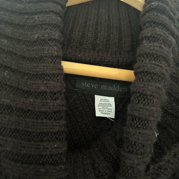 Steve Madden Black Sleeveless Cardigan Shrug Poncho - Picture 3 of 3